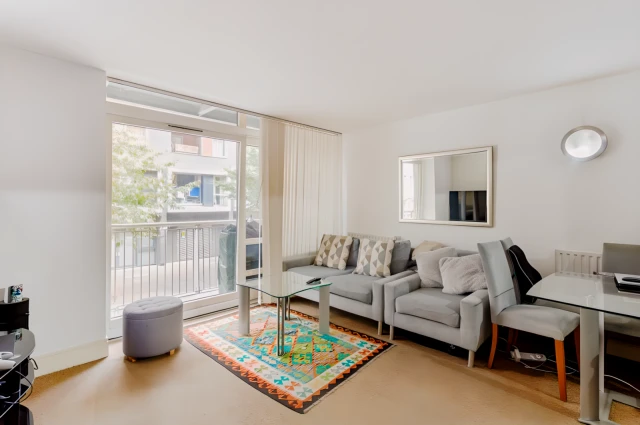 LH-Gainsborough House 3