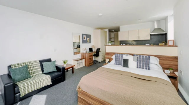 Windsor Court 3