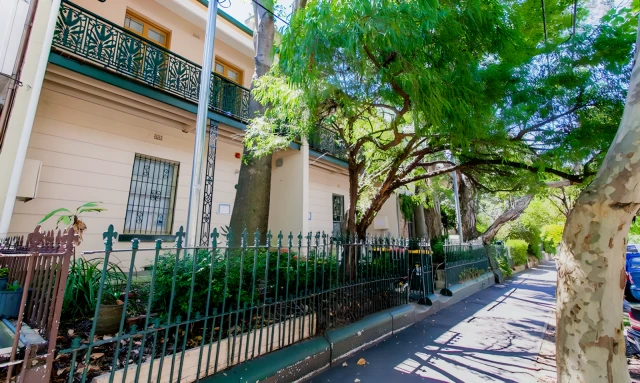 residence near Pitt Street 4