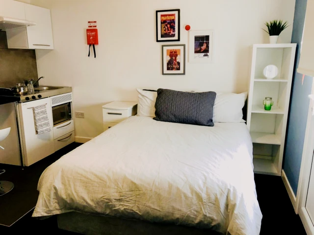 uhomes.com | Student Accommodation, Housing, Flats, Apartments for Rent