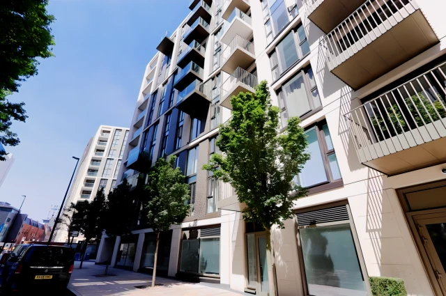 apartment in St Katharine's & Wapping 1