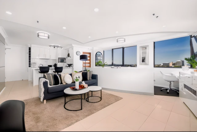 Flight Deck BNE CBD High floor riverfront views 4