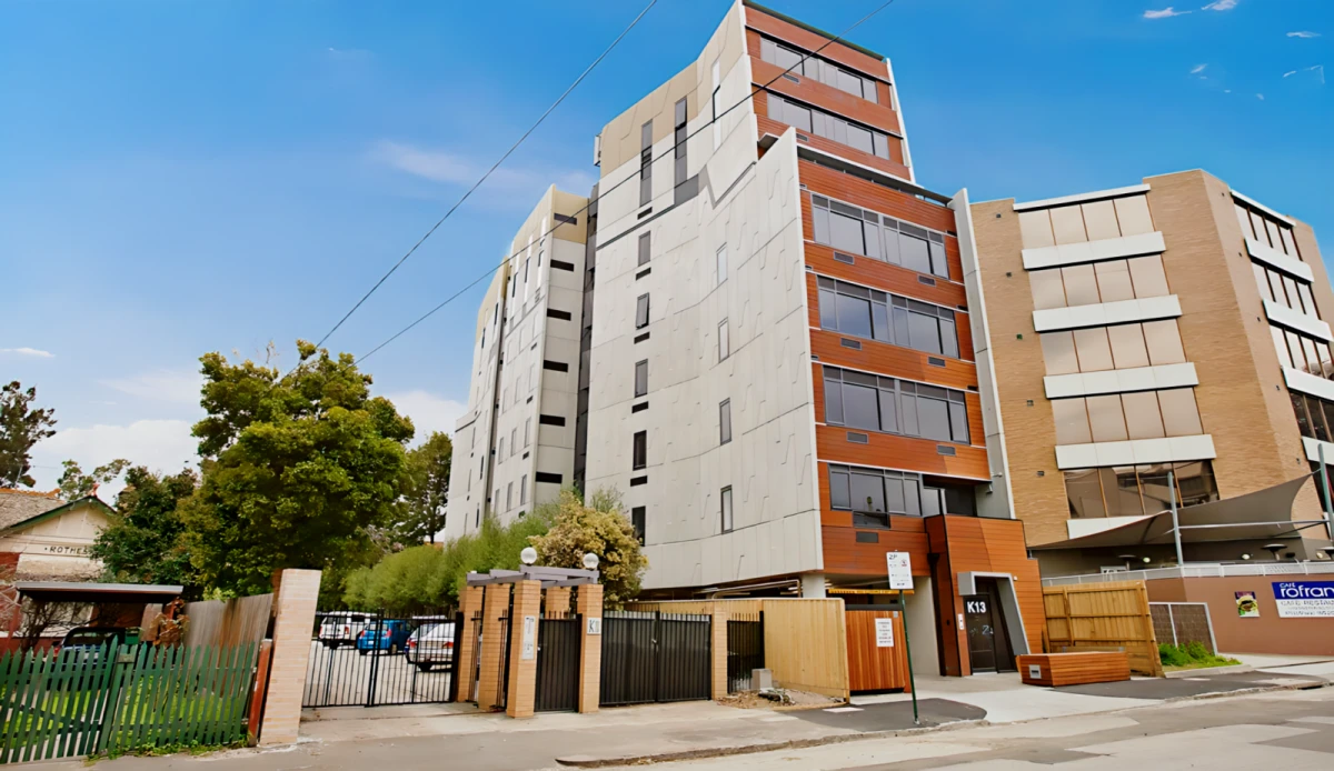 Student Living on Raleigh 0