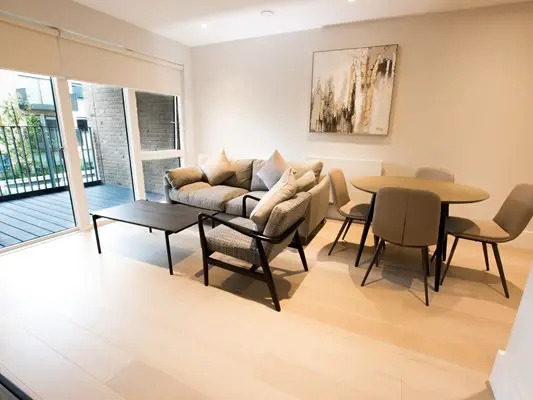 Heathrow North Apartments 4