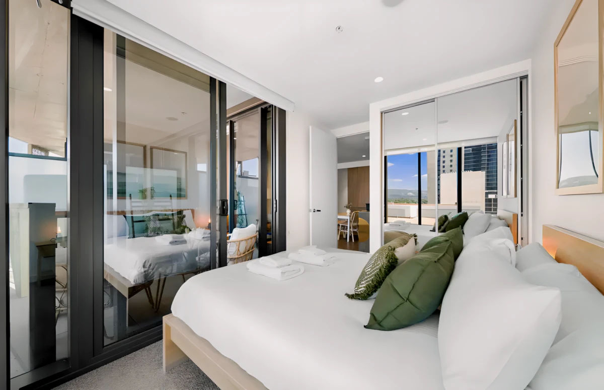 The amazing 1BR CBD Apt /WiFi/Premium Location 0