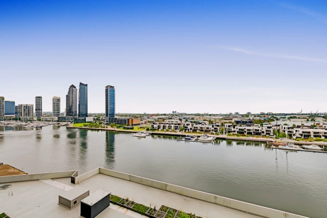 902/915 Collins Street,Docklands,Victoria 3008 4