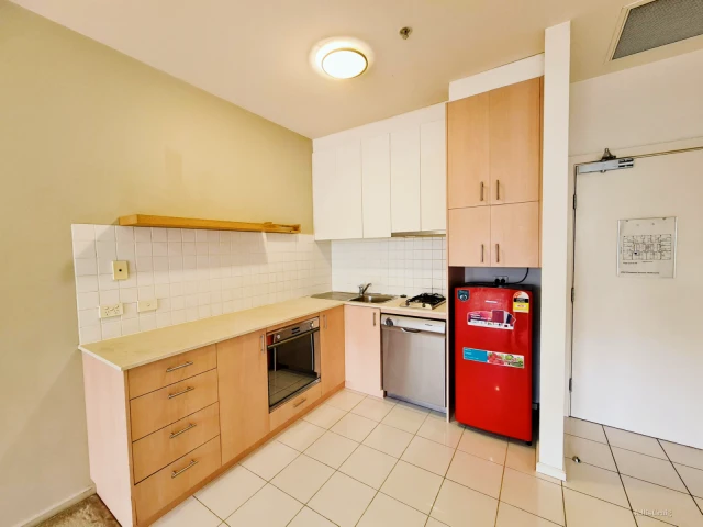 1413/250 Elizabeth Street, Melbourne 1