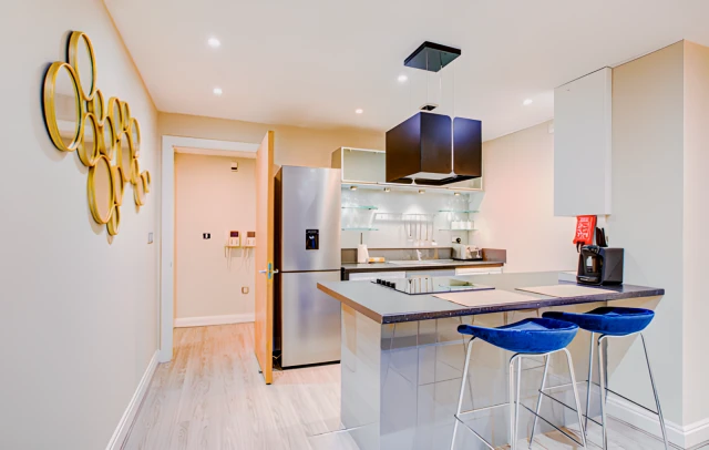 Hybrid Resi - Battersea 1