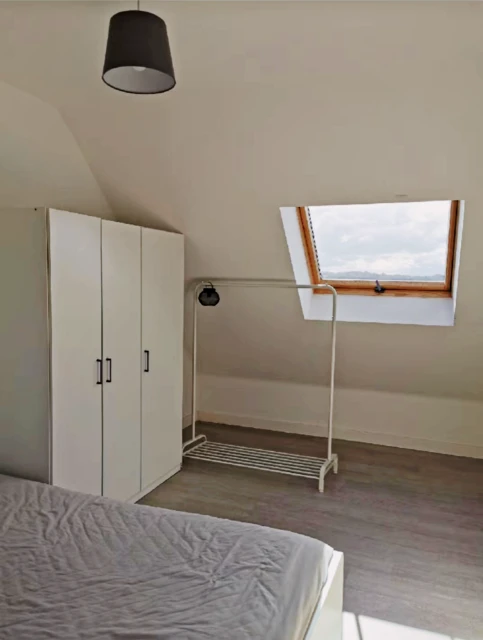 Entire Place·2B2B···Cottesmore Road 4