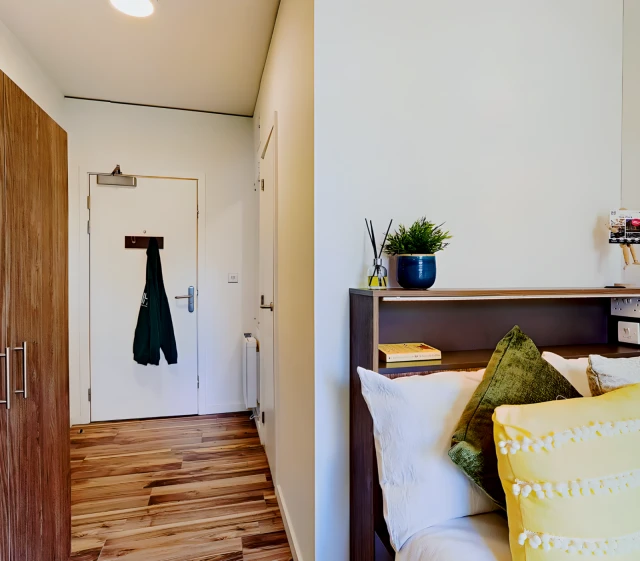 uhomes.com | Student Accommodation, Housing, Flats, Apartments for Rent