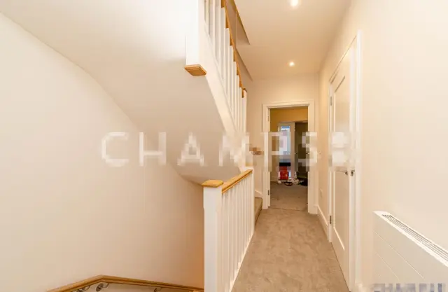 Maine Street, Reading, RG2 6AG 3