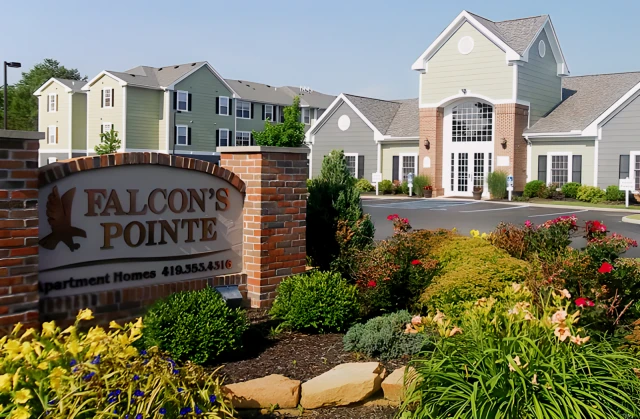 Falcon's Pointe