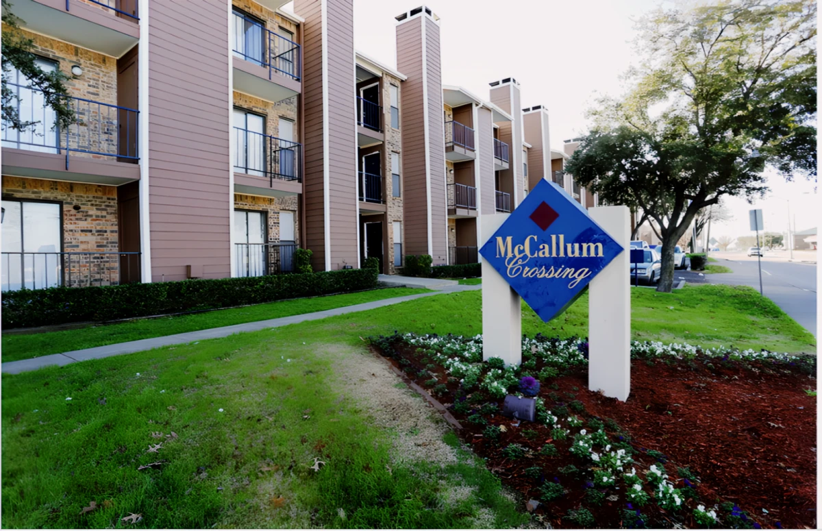 McCallum Crossing Apartments 0