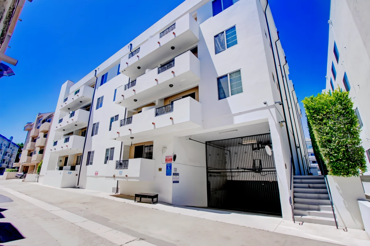 4410 Sepulveda Apartments 0