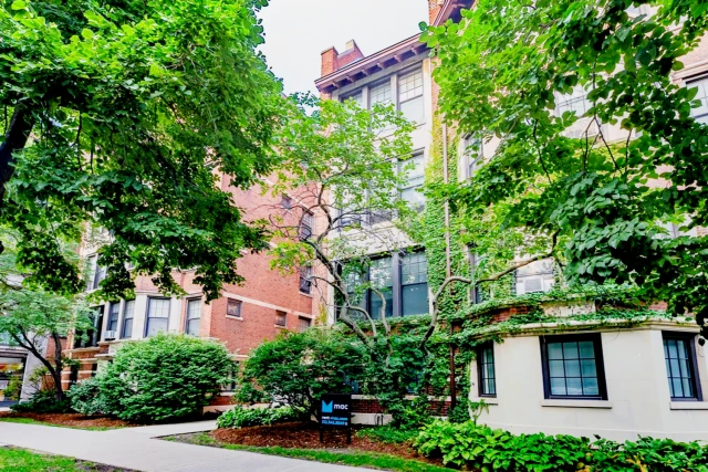 5325 S. Hyde Park Boulevard 2