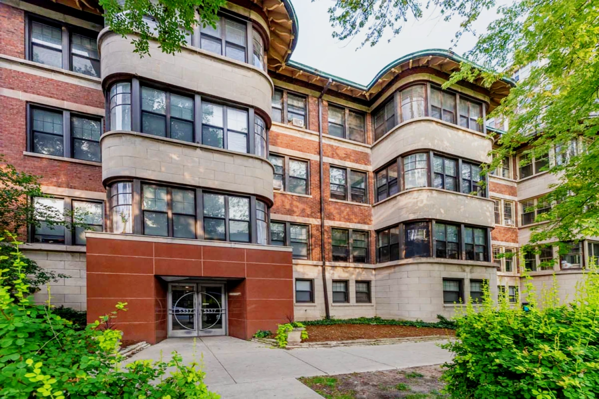 5337 S. Hyde Park Boulevard 0