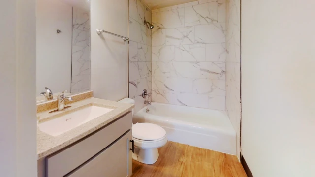 302 S. Second St Champaign IL - シャンパンの学生向け宿泊施設 - Studio