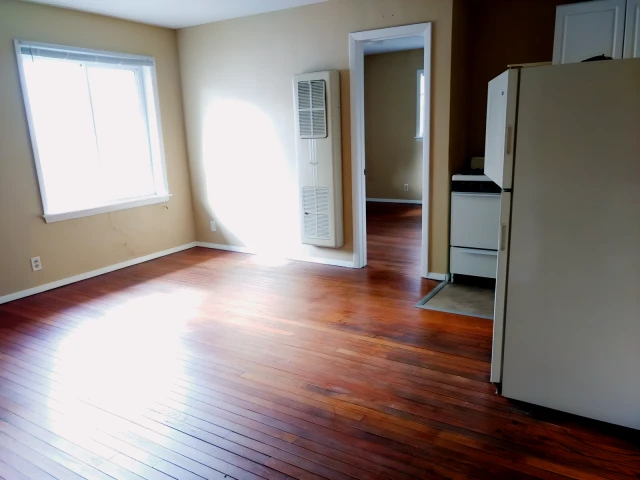 302 west locust street 3