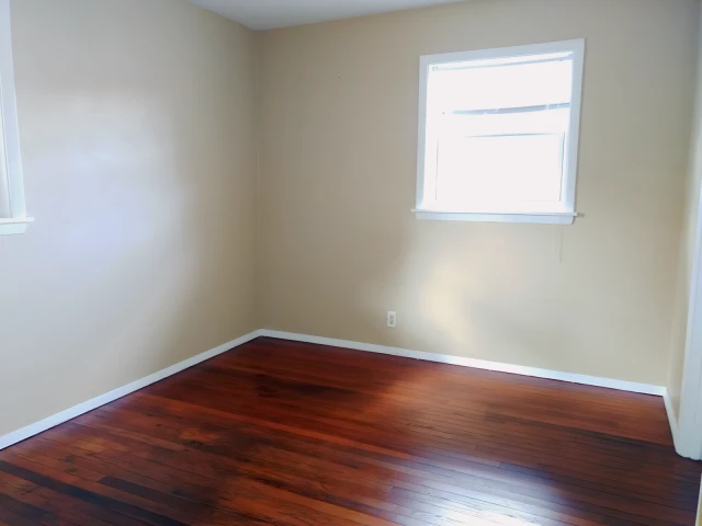 302 west locust street 4