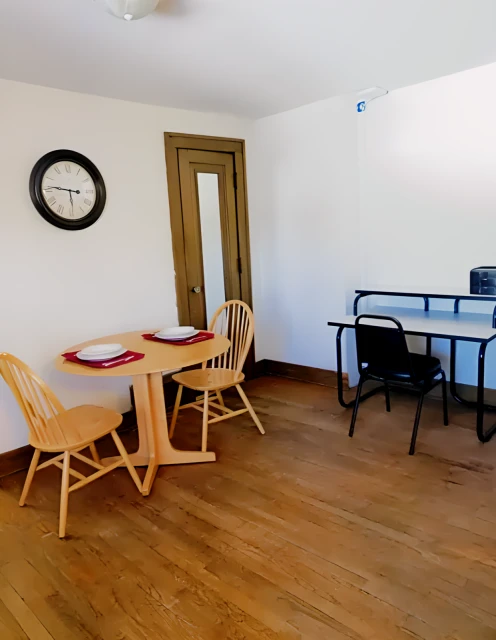 705 West Elm Street 3