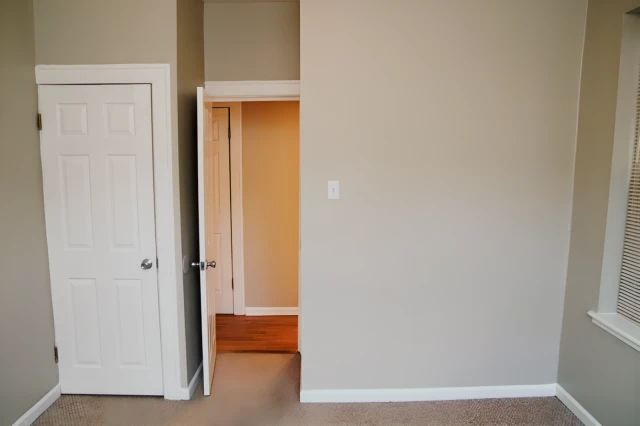 821 Westgate Ave 4