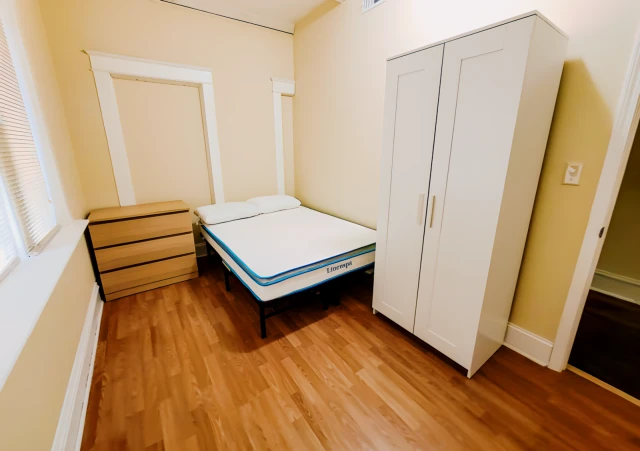 6011 Waterman Blvd Unit #1 1