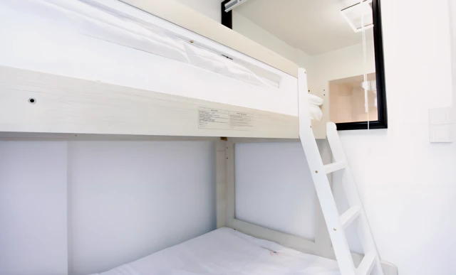 【Z】Lee Garden Building Causeway Bay(2): Gordon Road 3