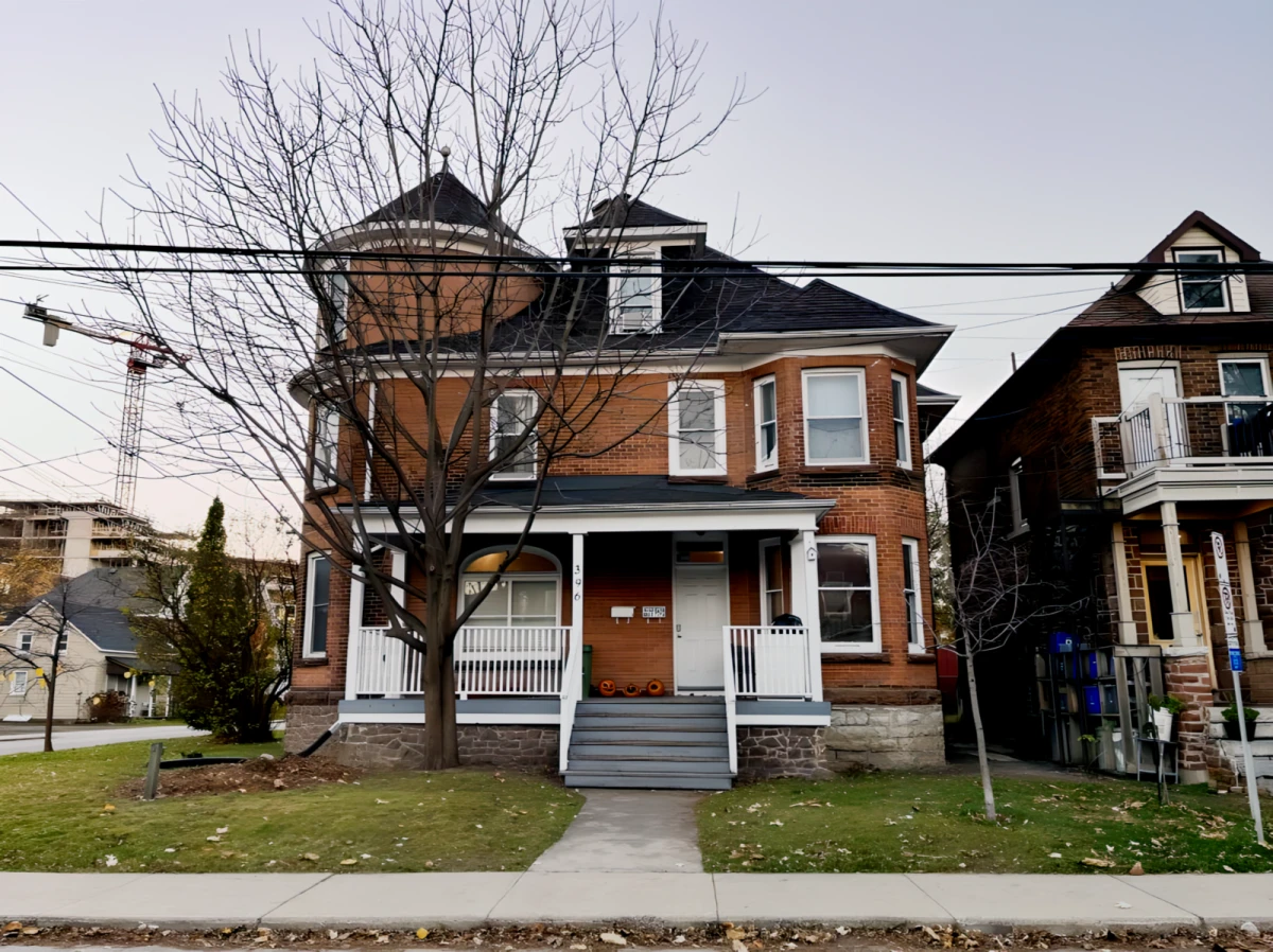 396 Alfred Street 0