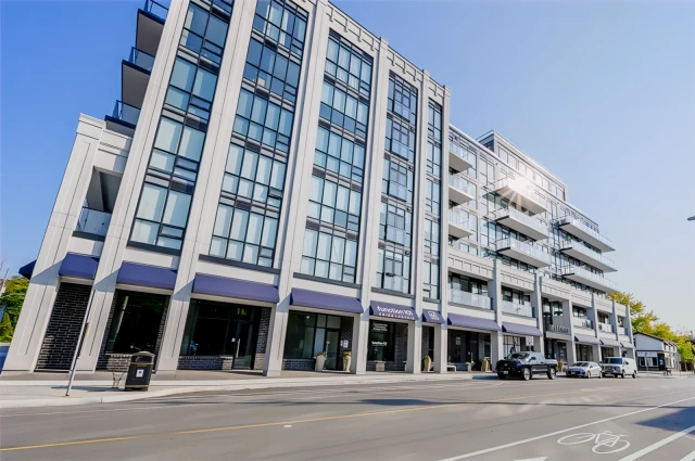Entire Place·2B2B···101 Locke Street S 4