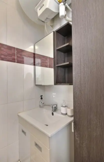 studio in 17e   Batignolles Monceau Arc de Triomphe 3