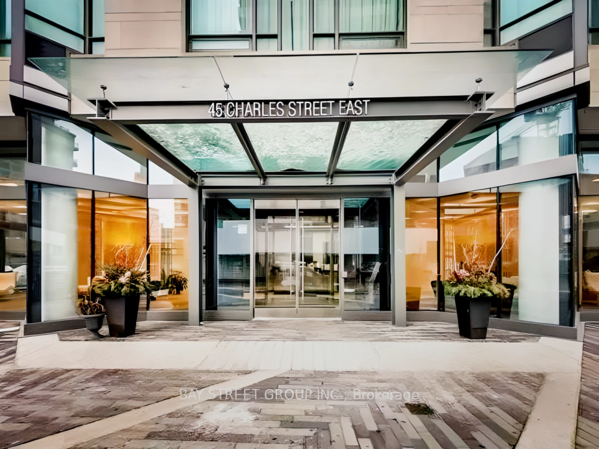 Entire Place·1B1B···45 Charles St E 0