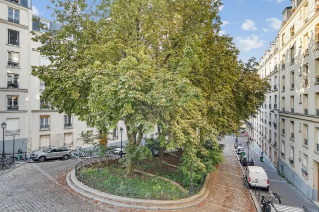 apartment in 19e   Buttes Chaumont 0
