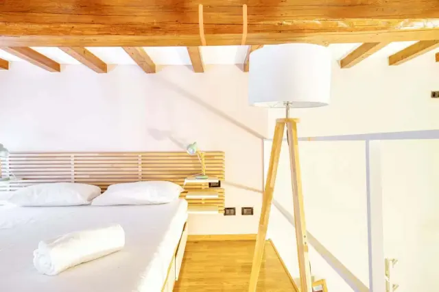 Apartment in Via Federico Confalonieri 3