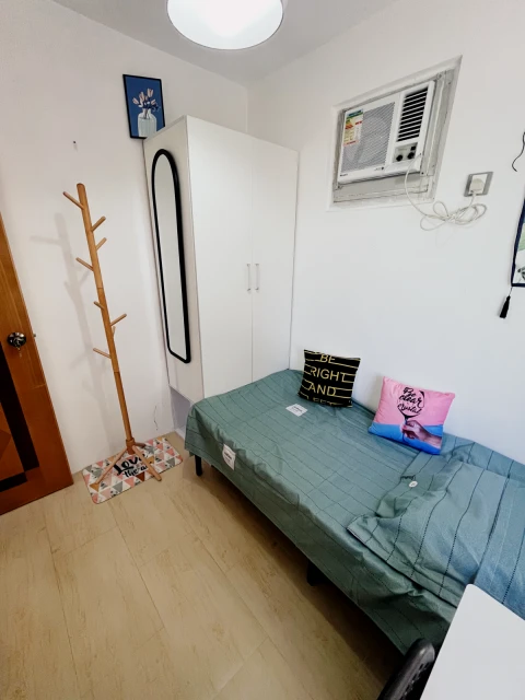 Room 22F, Block 1, Jubilee Garden, Fo Tan (Female) 3