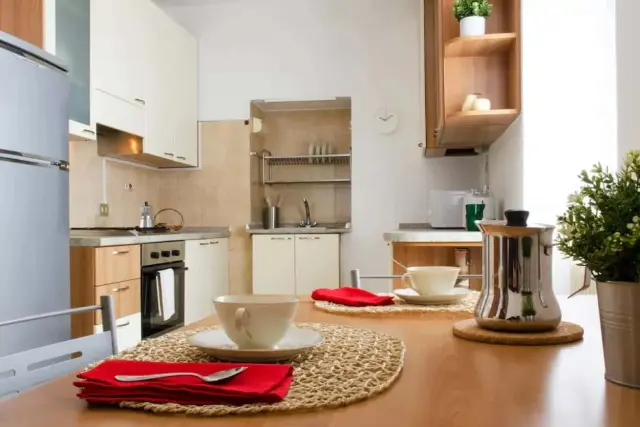 Apartment in Via Ariberto da Intimiano 3