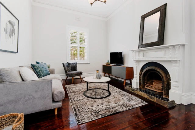 5 Warburton Road, Camberwell 1