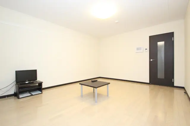 レオネクストＹｏｕ 104号室 1