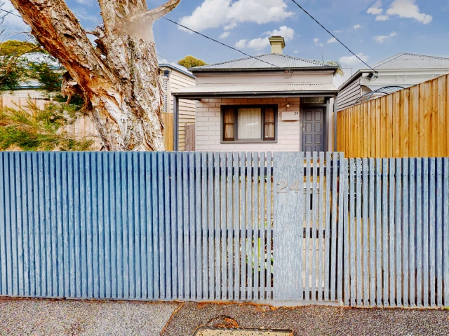 24 Melville Street, Hawthorn 4
