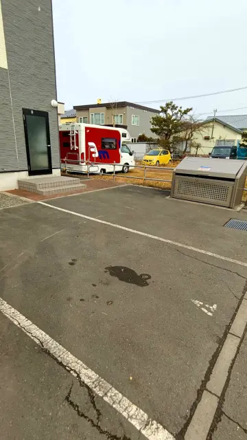 レオパレスオンフルール 3