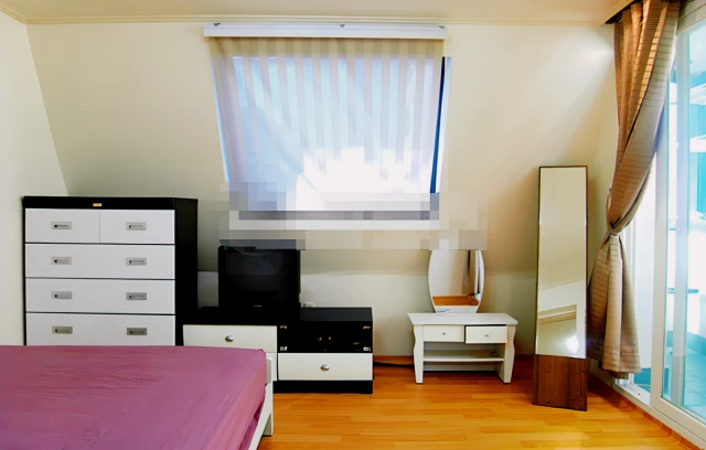 1 room 4 near  Sinnonhyeon 1