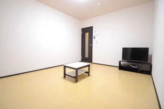 クレイノ桜 304号室 2