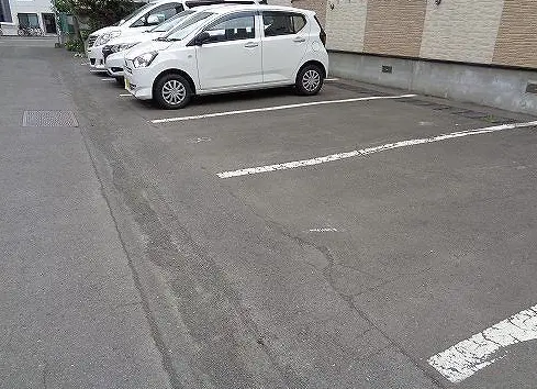 レオパレス北二条東 210号室 1