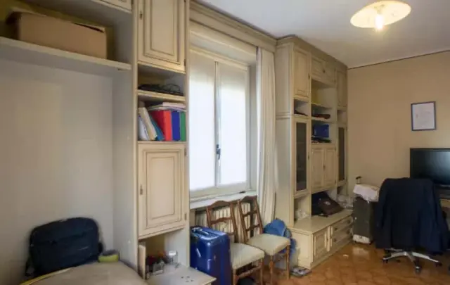 Appartamento arredato con 2 camere da letto in affitto a Greco 4