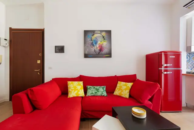 APPARTAMENTO IN ZONA NAVIGLI TICINESE 2