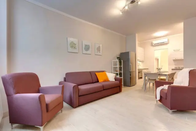 Opera Apartment 3