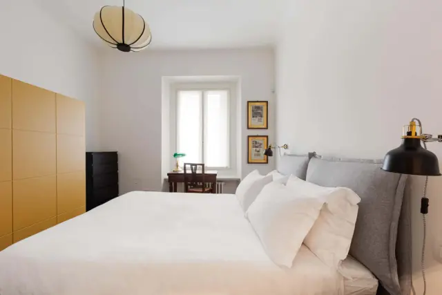 Porta Romana apartment with terrace 4