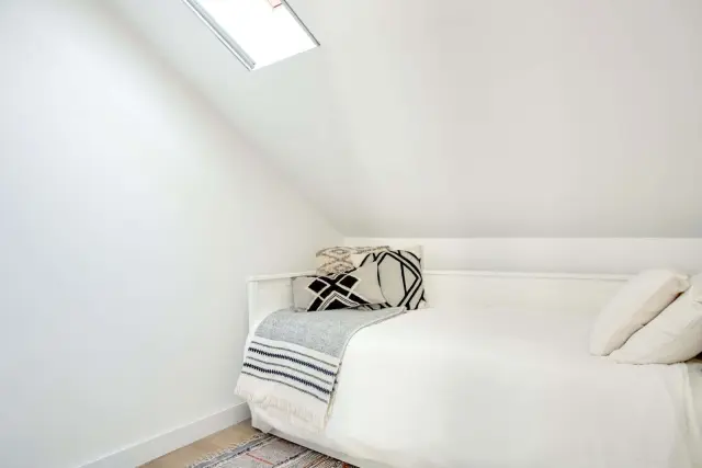 Stunning 2 bedroom apartment in historic Cascais 4
