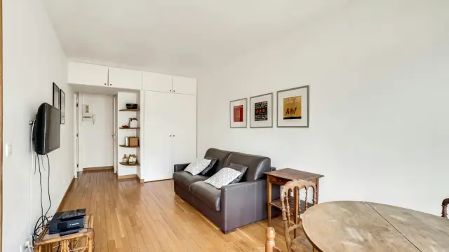 Rue Desbordes-Valmore 2