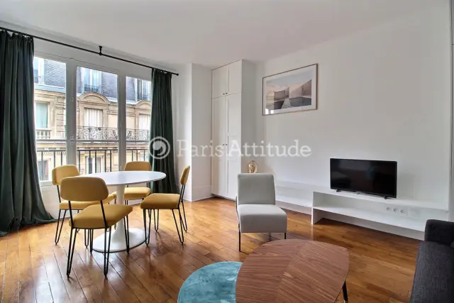 Rental Furnished Studio Apartment - 30m² - Saint - Georges - Paris 3