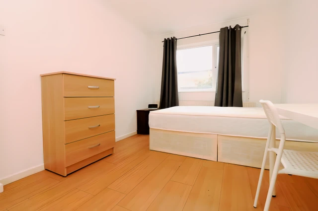 apartment in Bethnal Green 2